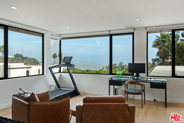 2261 Hercules Drive, Los Angeles, CA 90046