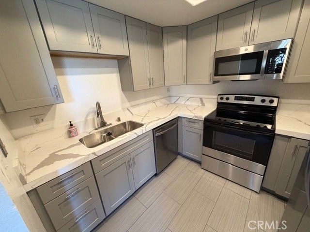 27657 Aquamarine, Mission Viejo, CA 92691