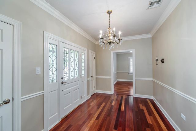 217 Crescent Boulevard, Houma, LA 70360