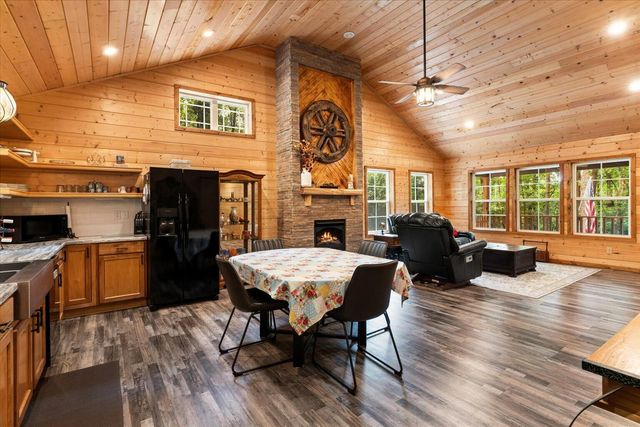 307 Smith Mountain Road, Dunlap, TN 37327