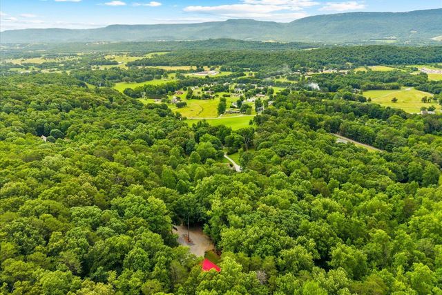 307 Smith Mountain Road, Dunlap, TN 37327
