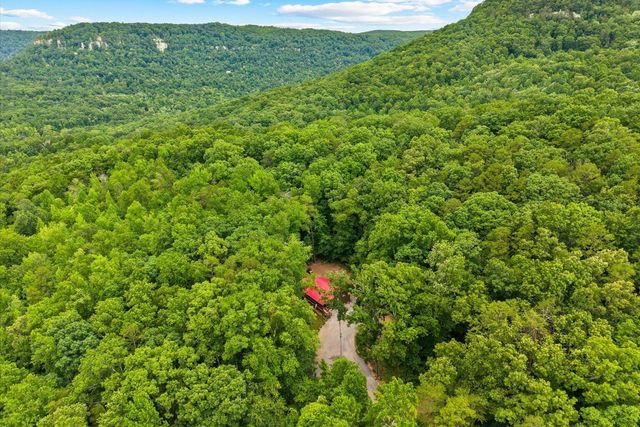 307 Smith Mountain Road, Dunlap, TN 37327