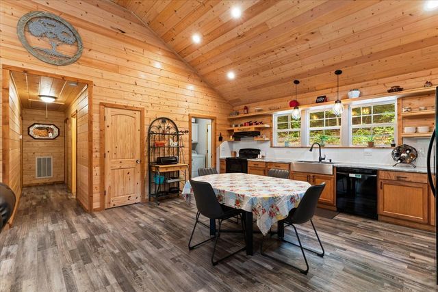 307 Smith Mountain Road, Dunlap, TN 37327