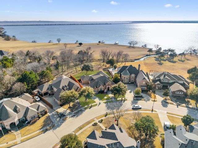 2375 Lake Forest Drive, Rockwall, TX 75087