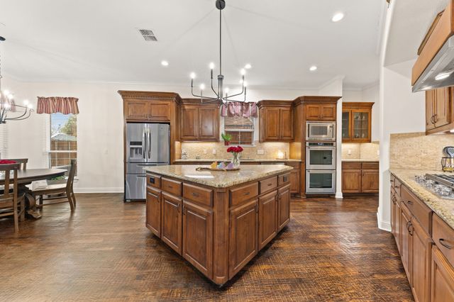 2375 Lake Forest Drive, Rockwall, TX 75087