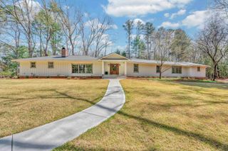 9 Springdale Lane, Spartanburg, SC 29302