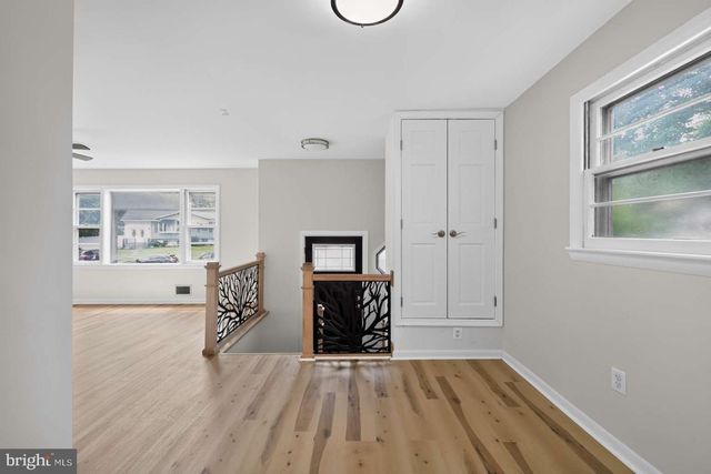 7608 DEVRIES DR, Lorton, VA 22079