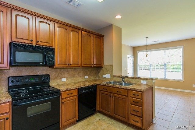 9500 HELMSLEY Circle, Montgomery, AL 36117