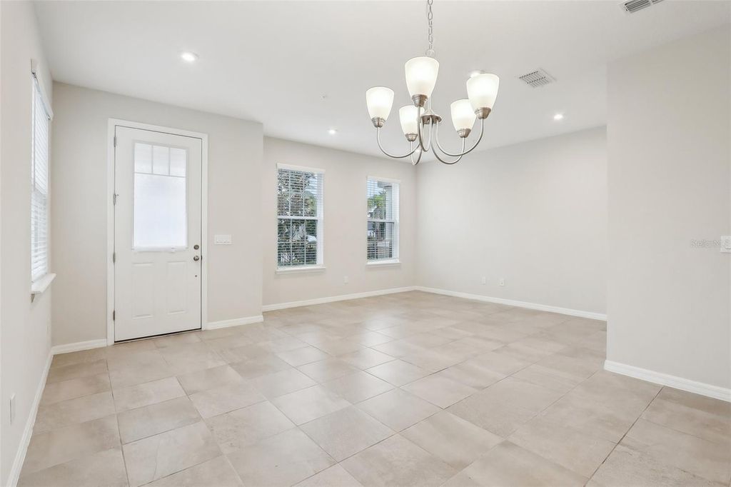 Image 11 of property listing at 9457 RANDAL PARK BOULEVARD, Orlando, FL 32832