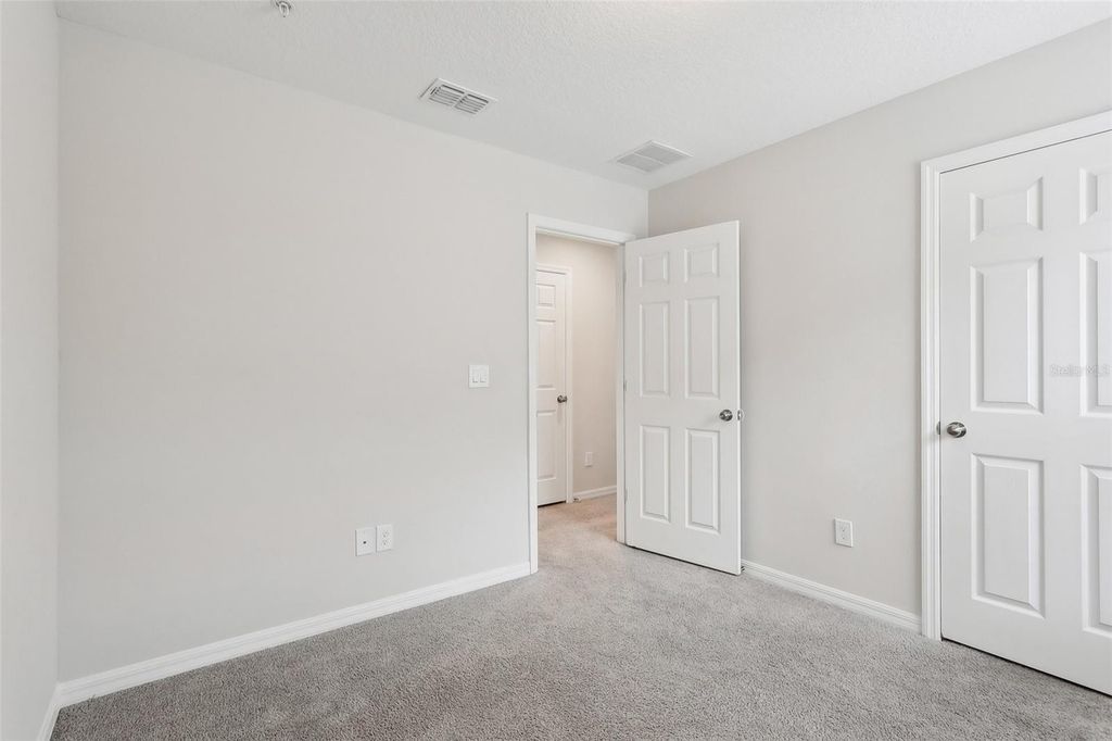 Image 27 of property listing at 9457 RANDAL PARK BOULEVARD, Orlando, FL 32832