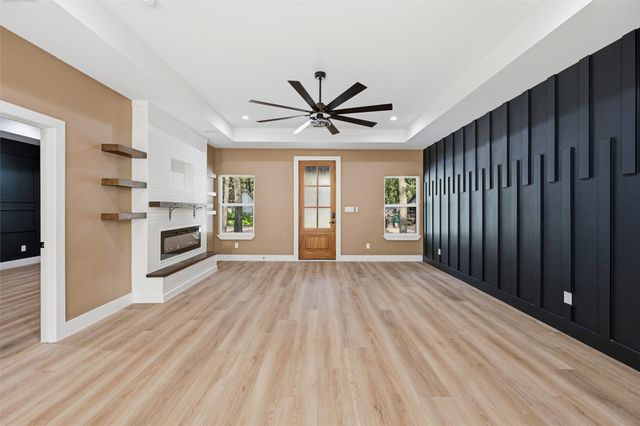 203 Seagrove Lane, Quinlan, TX 75474