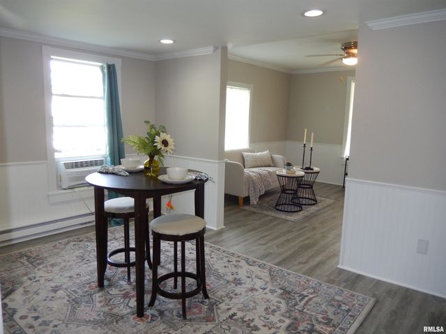 300 E SUMMER Street, Plymouth, IL 62367