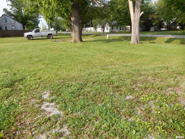 300 E SUMMER Street, Plymouth, IL 62367