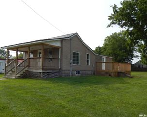 300 E SUMMER Street, Plymouth, IL 62367