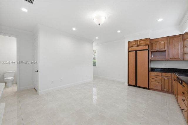2608 Oakbrook Court, Weston, FL 33332