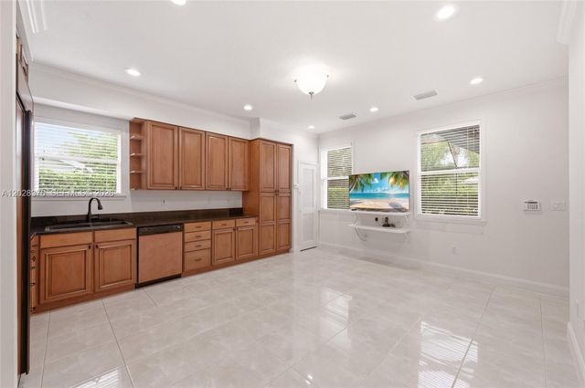 2608 Oakbrook Court, Weston, FL 33332