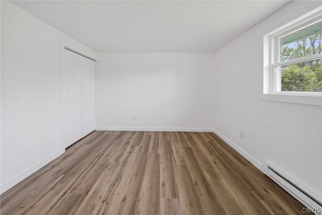3728 Pendulum, Clay, NY 13027