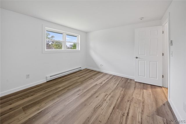 3728 Pendulum, Clay, NY 13027