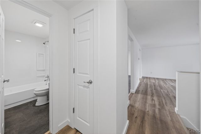3728 Pendulum, Clay, NY 13027