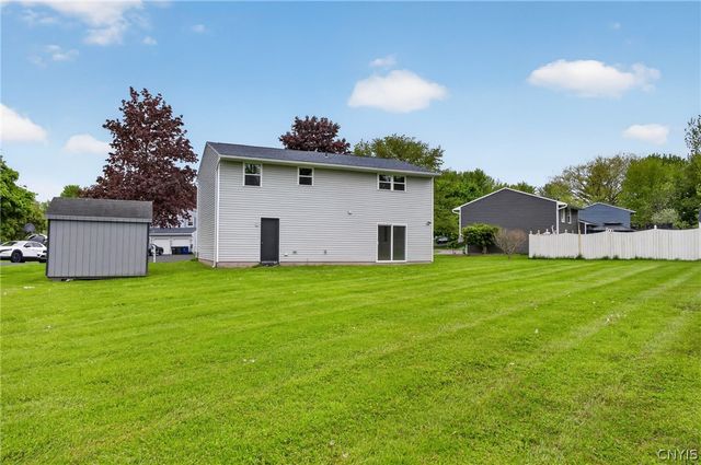 3728 Pendulum, Clay, NY 13027