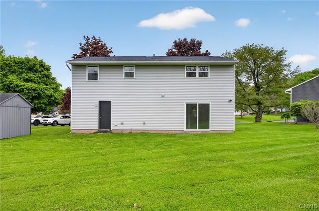 3728 Pendulum, Clay, NY 13027