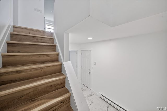 3728 Pendulum, Clay, NY 13027