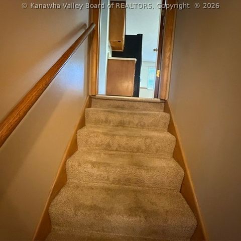 98 Norwood Road, Nitro, WV 25143
