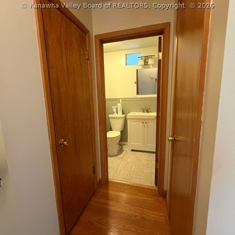 98 Norwood Road, Nitro, WV 25143