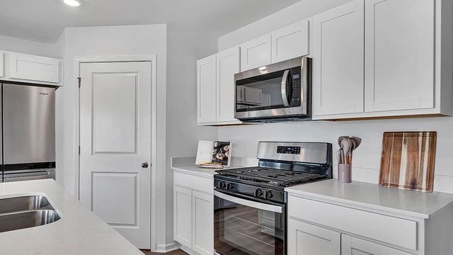 538 Freedom TRAIL, Burlington, WI 53105