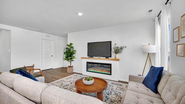 538 Freedom TRAIL, Burlington, WI 53105