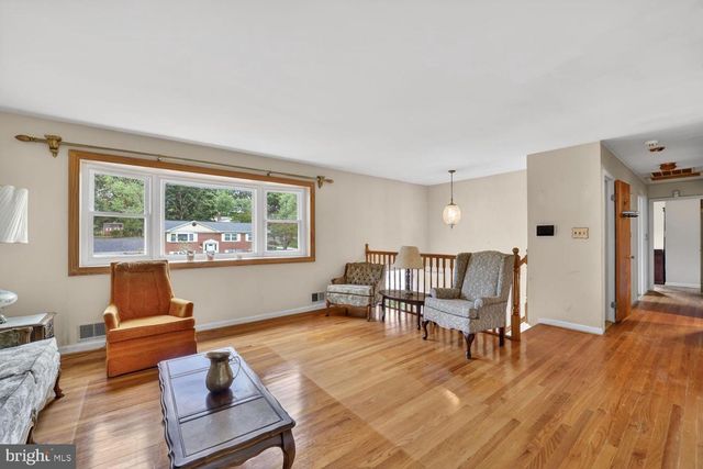 3208 ACCOLADE DR, Clinton, MD 20735