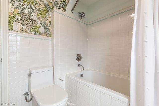 24603 E Oakland Road, Bay Village, OH 44140