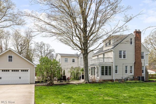 24603 E Oakland Road, Bay Village, OH 44140