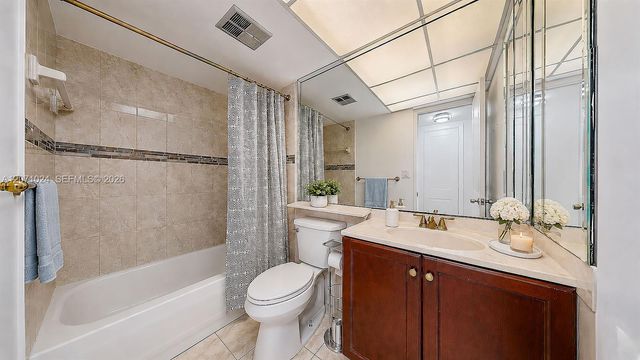 8500 Sunrise Lakes Boulevard 201, Sunrise, FL 33322