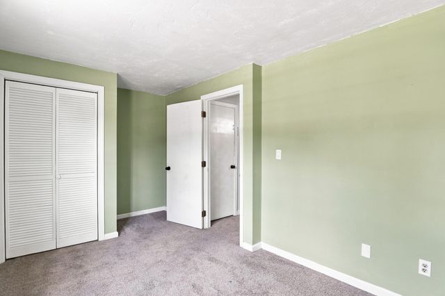 322 Bedford St 322, East Bridgewater, MA 02333