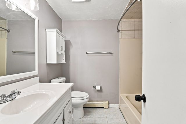 322 Bedford St 322, East Bridgewater, MA 02333