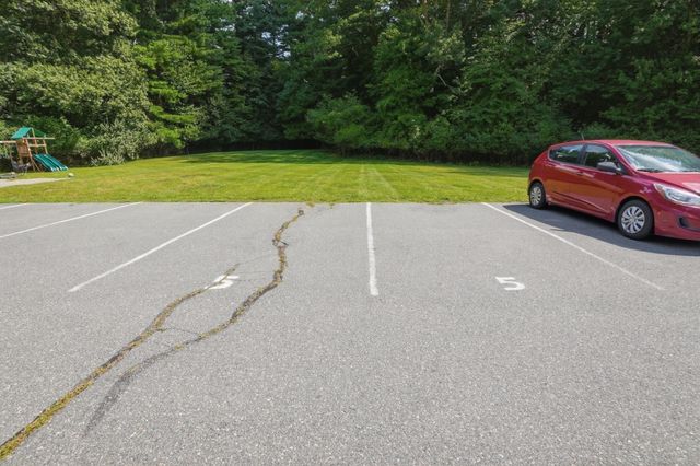 322 Bedford St 322, East Bridgewater, MA 02333