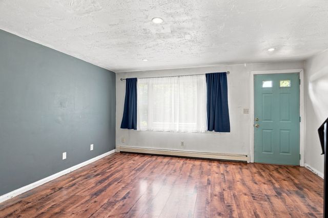 322 Bedford St 322, East Bridgewater, MA 02333