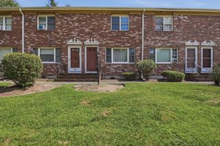 322 Bedford St 322, East Bridgewater, MA 02333