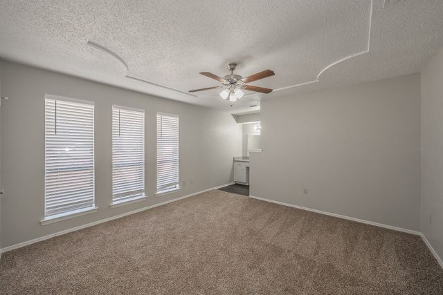 876 Dogwood Trail, Lancaster, TX 75146