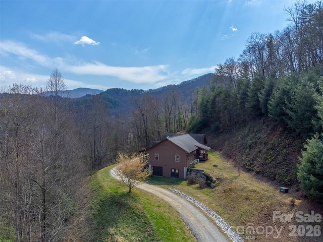 1960 Atoah Road, Robbinsville, NC 28771