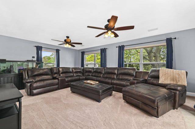1321 Maass DRIVE, Oak Creek, WI 53154