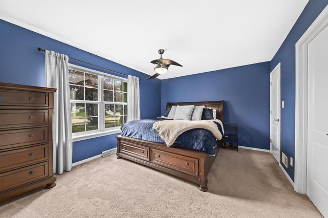 1321 Maass DRIVE, Oak Creek, WI 53154