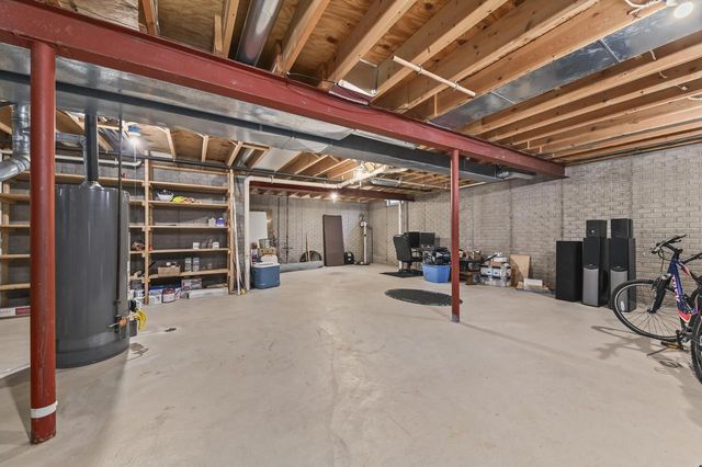 1321 Maass DRIVE, Oak Creek, WI 53154