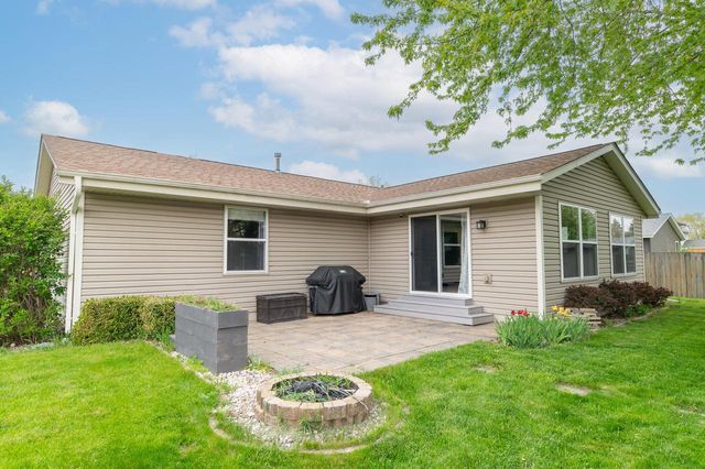 1321 Maass DRIVE, Oak Creek, WI 53154