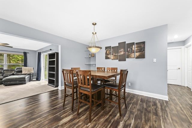 1321 Maass DRIVE, Oak Creek, WI 53154