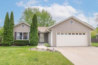 1321 Maass DRIVE, Oak Creek, WI 53154