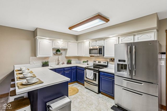9565 Edgewater Court, Brownsburg, IN 46112