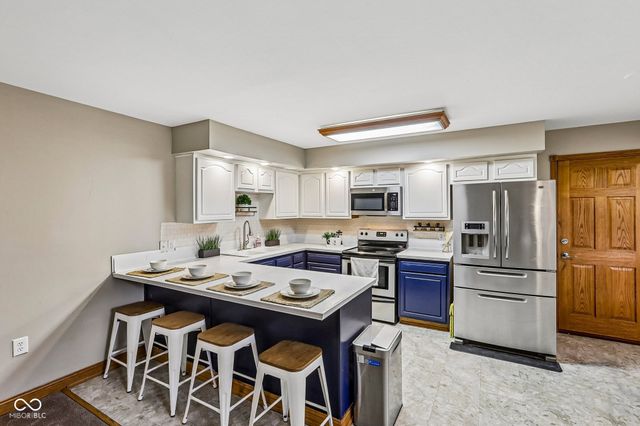 9565 Edgewater Court, Brownsburg, IN 46112