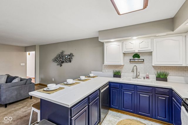 9565 Edgewater Court, Brownsburg, IN 46112